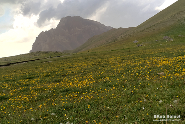 تور کمپینگ برکه کمان کوه