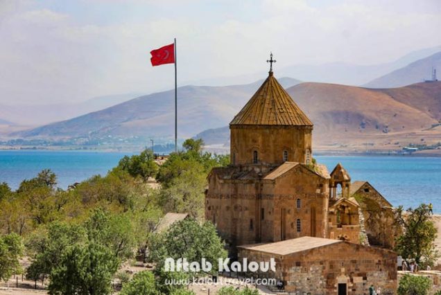 تور زمینی وان