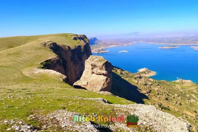 نمایی از دریاچه دز در تور کمپ سد دز کلوت