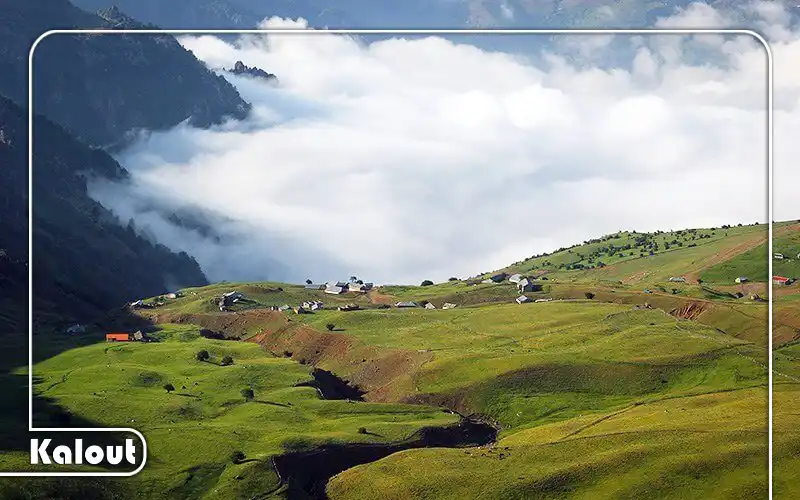 کلبه های روستای سوباتان