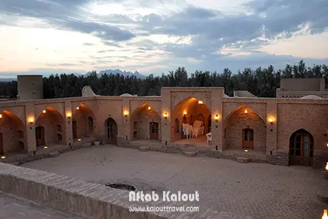 تور کویر ریگ جن